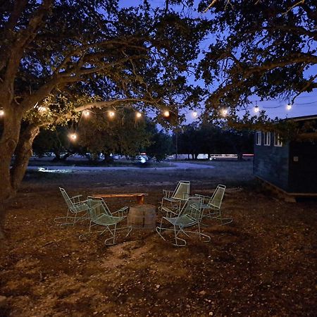 The Container Retreat @ 290 Wine Trail #10 Welcome Friends! Hye Exterior foto